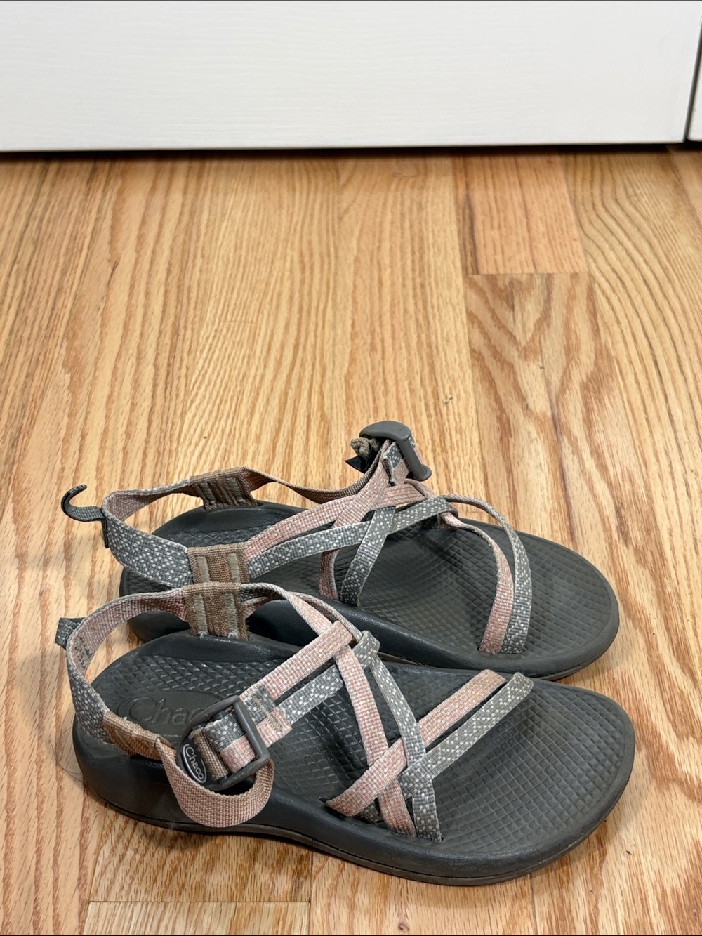 Chaco Kids Strappy Sandal in Pink & Gray